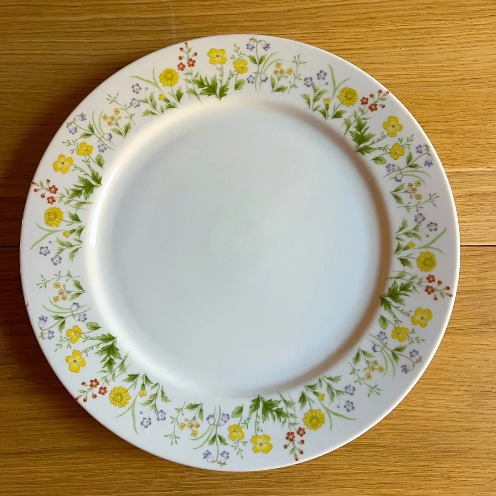Vintage Crescent China Flora 5723 Japan 10.5” Plate